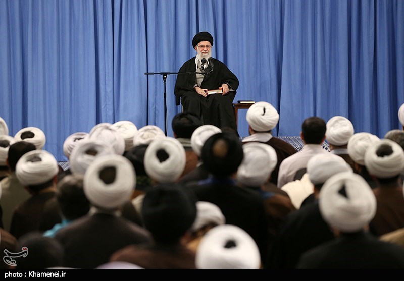 جلسة دراسة فقهية للقائد الأعلى للثورة