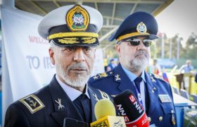 الأدميرال سياري: القوات المسلحة الإيرانية جاهزة لمواجهة أي تهديد